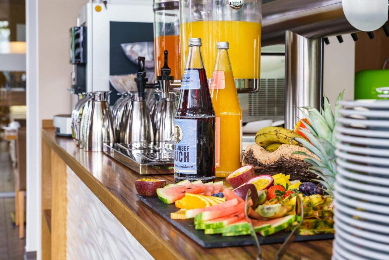 Radlon Fahrrad-Komfort-Hotel Варен Екстериор снимка