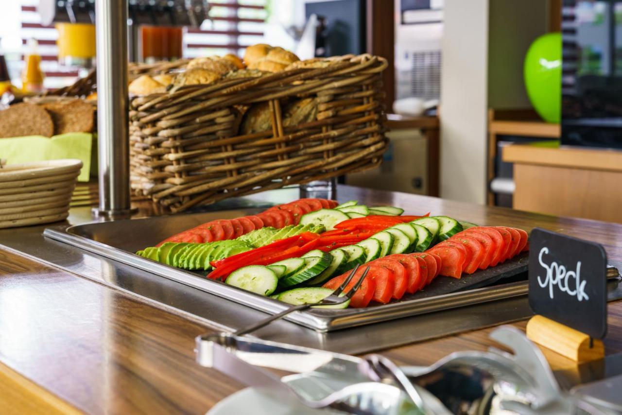 Radlon Fahrrad-Komfort-Hotel Варен Екстериор снимка