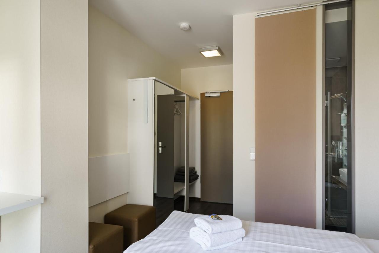Radlon Fahrrad-Komfort-Hotel Варен Екстериор снимка