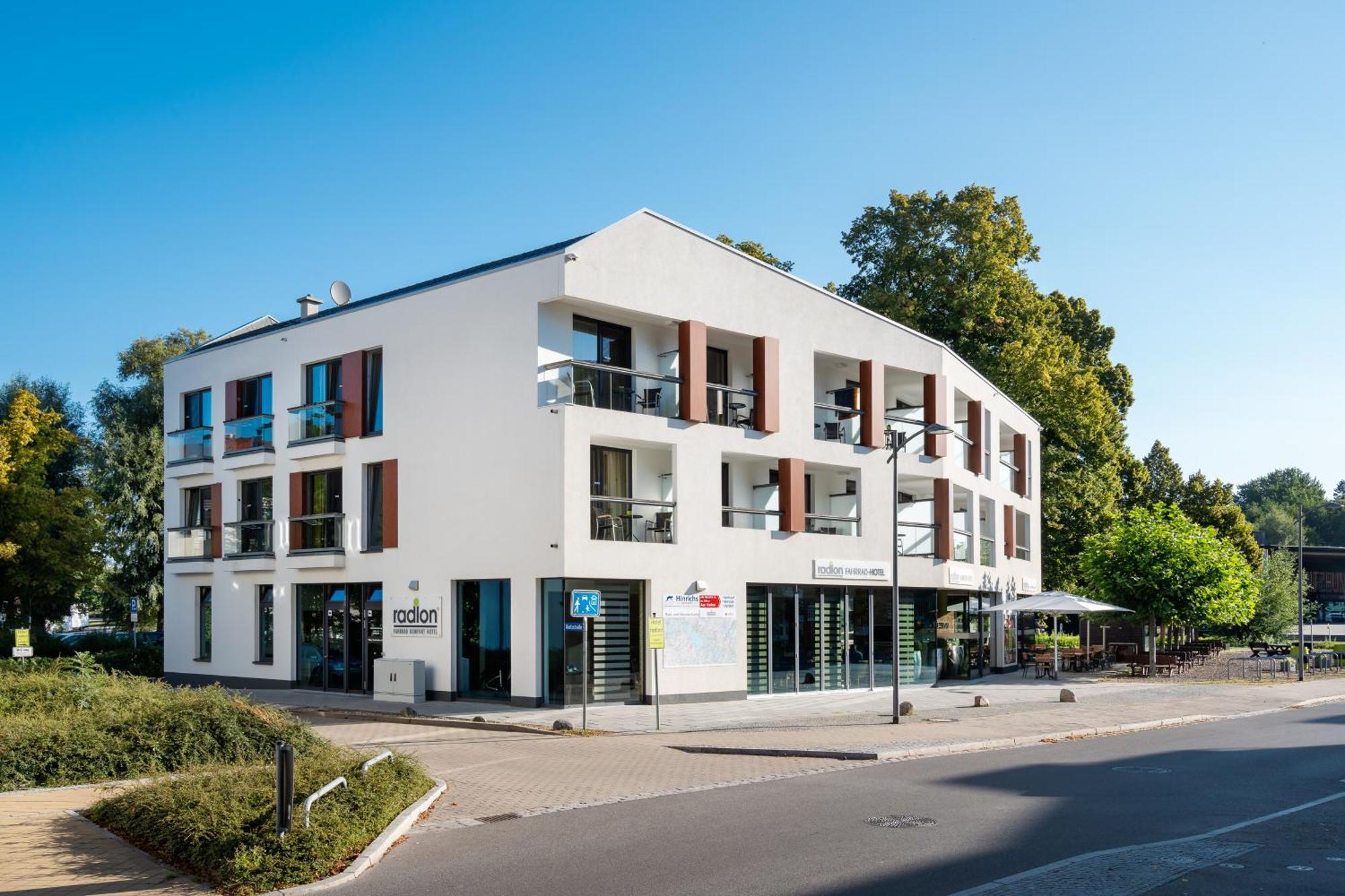 Radlon Fahrrad-Komfort-Hotel Варен Екстериор снимка